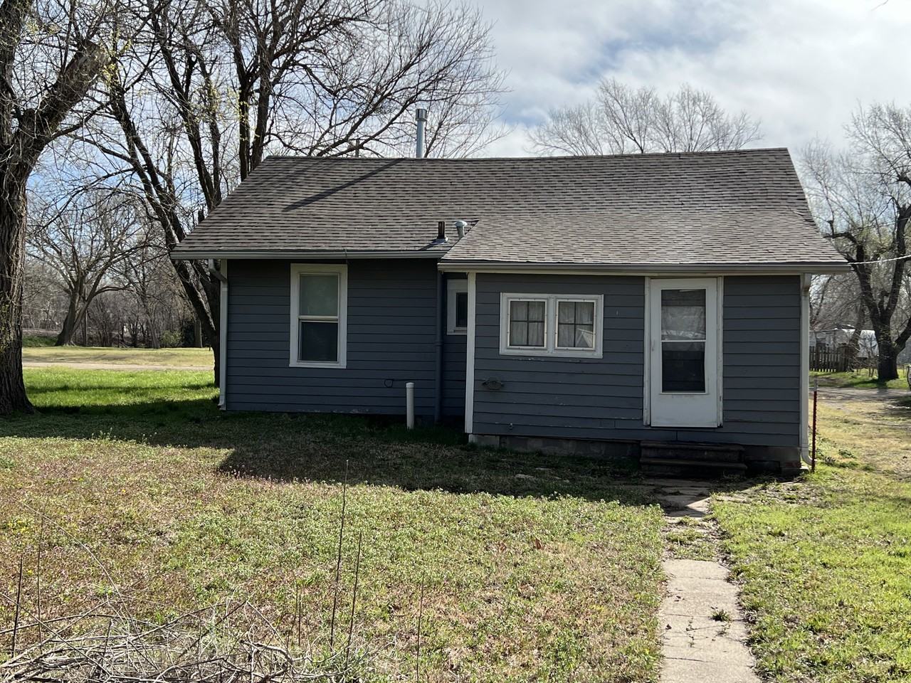 217 N 10th St #NA - Photo 2 of 11