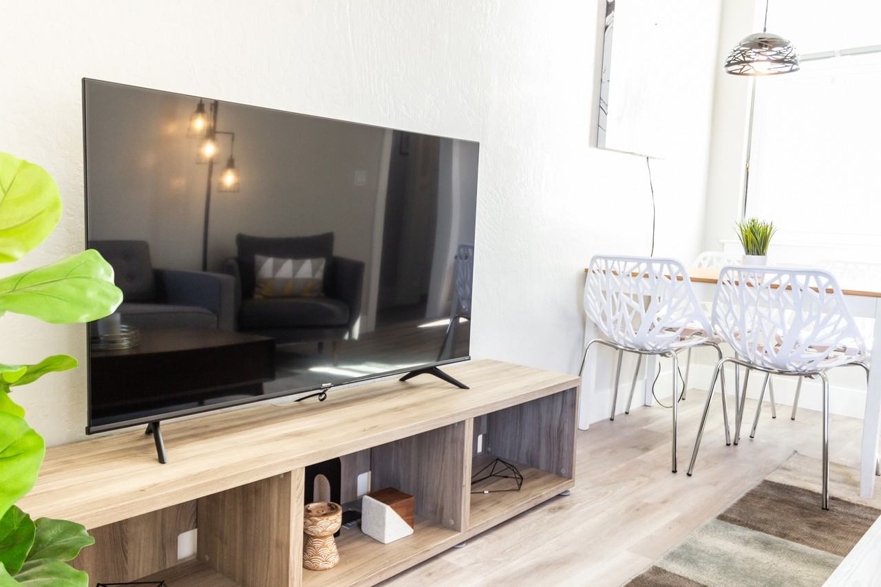 653 Minna Street #A - Photo 6 of 29