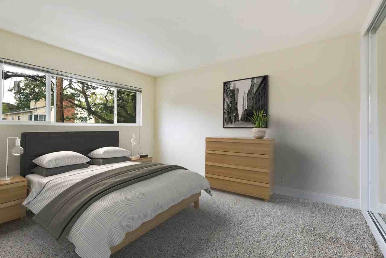 Central and Grand Apartments - Photo 5 of 11