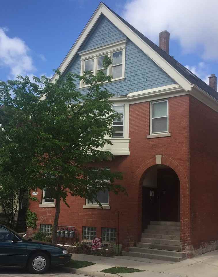 185759 N. Warren Ave. 1857 N Warren Ave, Milwaukee, WI 53202