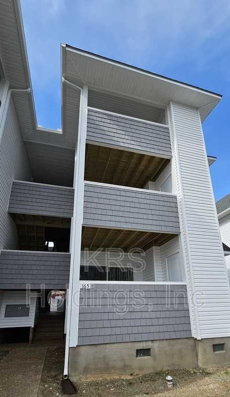 165 Atlantic Ave - Photo 2 of 22