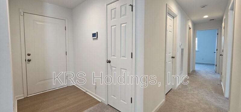 165 Atlantic Ave - Photo 3 of 22