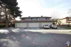featured image of 1800 W Avenue J15