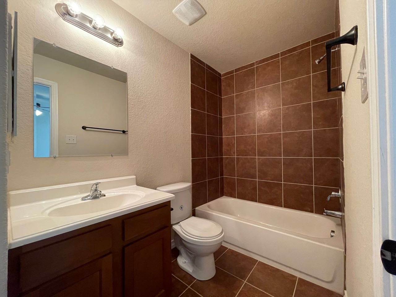 16823 16823 Dancing Ava - 4 #4 - Photo 7 of 16