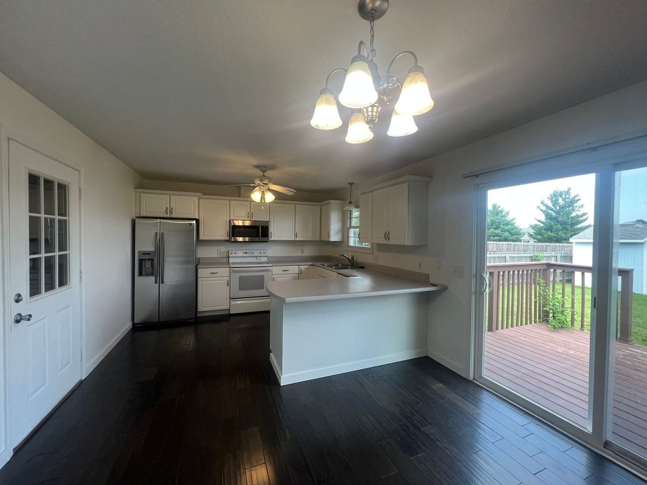 833 Money Tree Dr - Photo 4 of 10