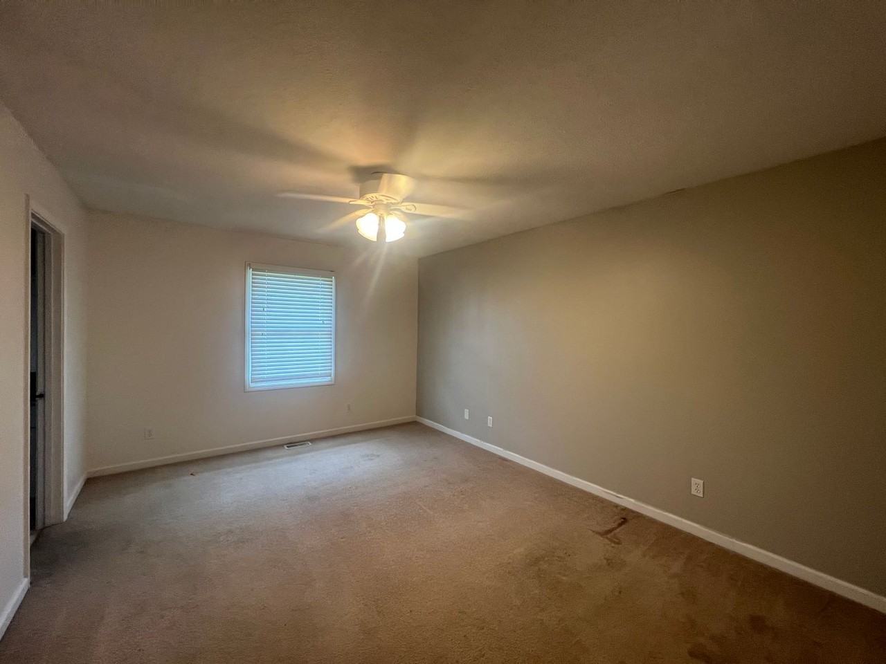 833 Money Tree Dr - Photo 7 of 10