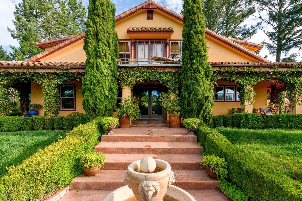 17580 Taylor Ln - Photo 2 of 50