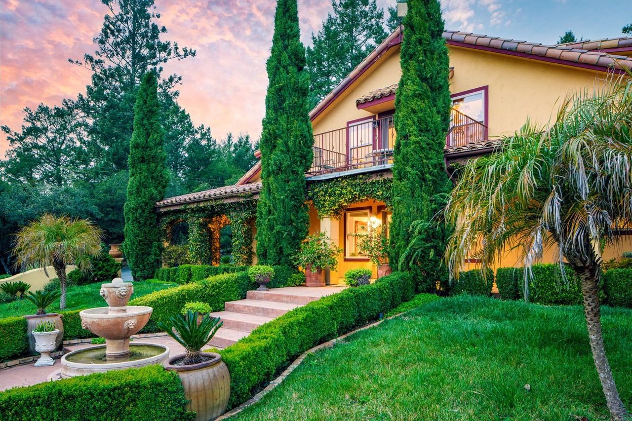 17580 Taylor Ln - Photo 3 of 50