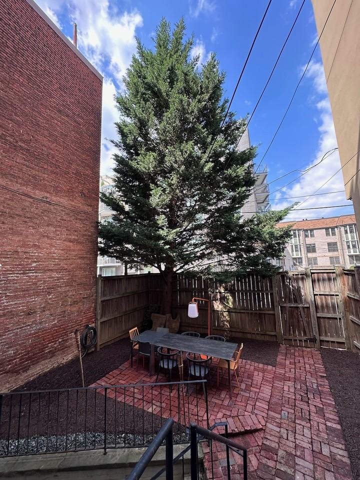 1217 N St Nw #101 - Photo 2 of 13