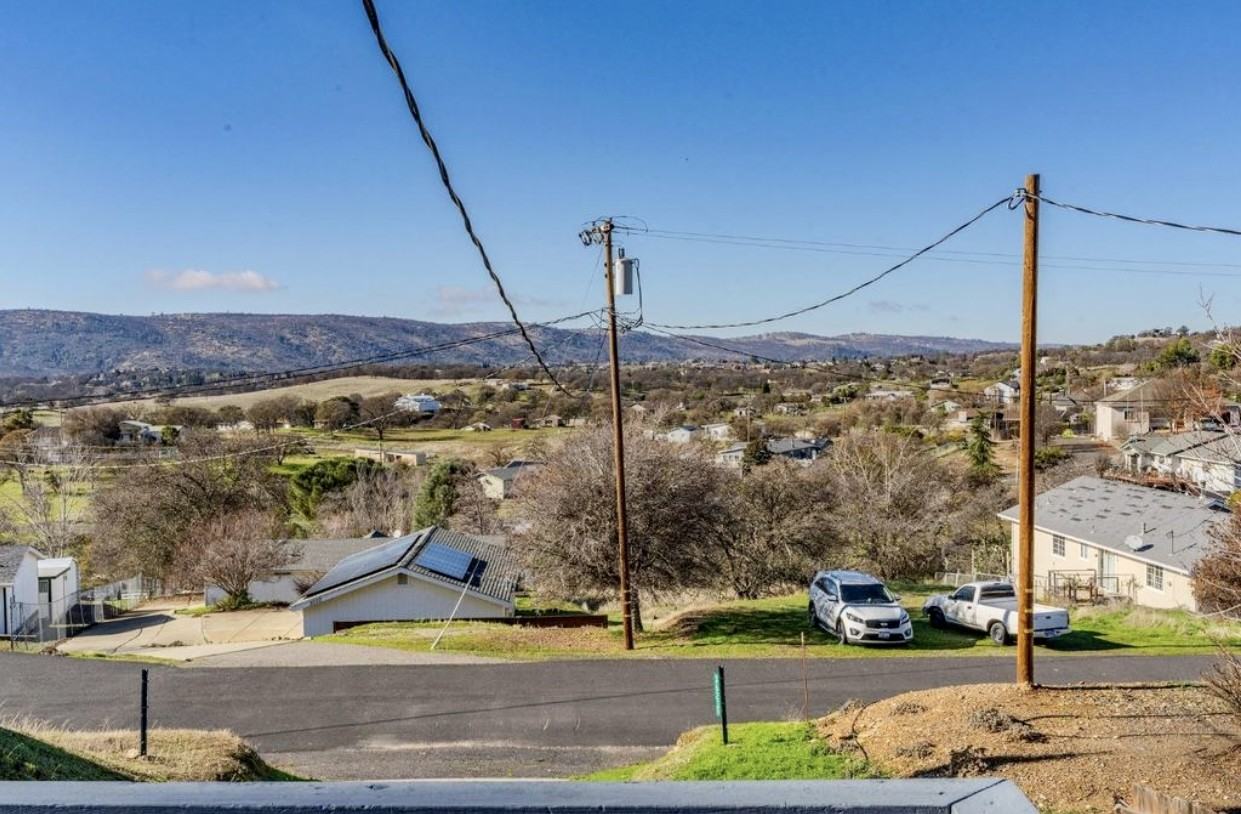 3623 Snowbird Ct #B - Photo 5 of 21