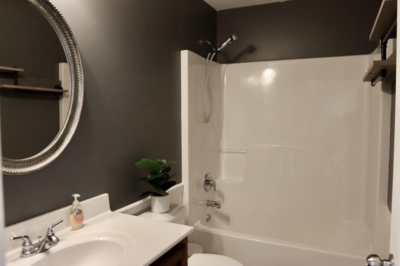 202 Gemstone Ct #NA - Photo 4 of 24