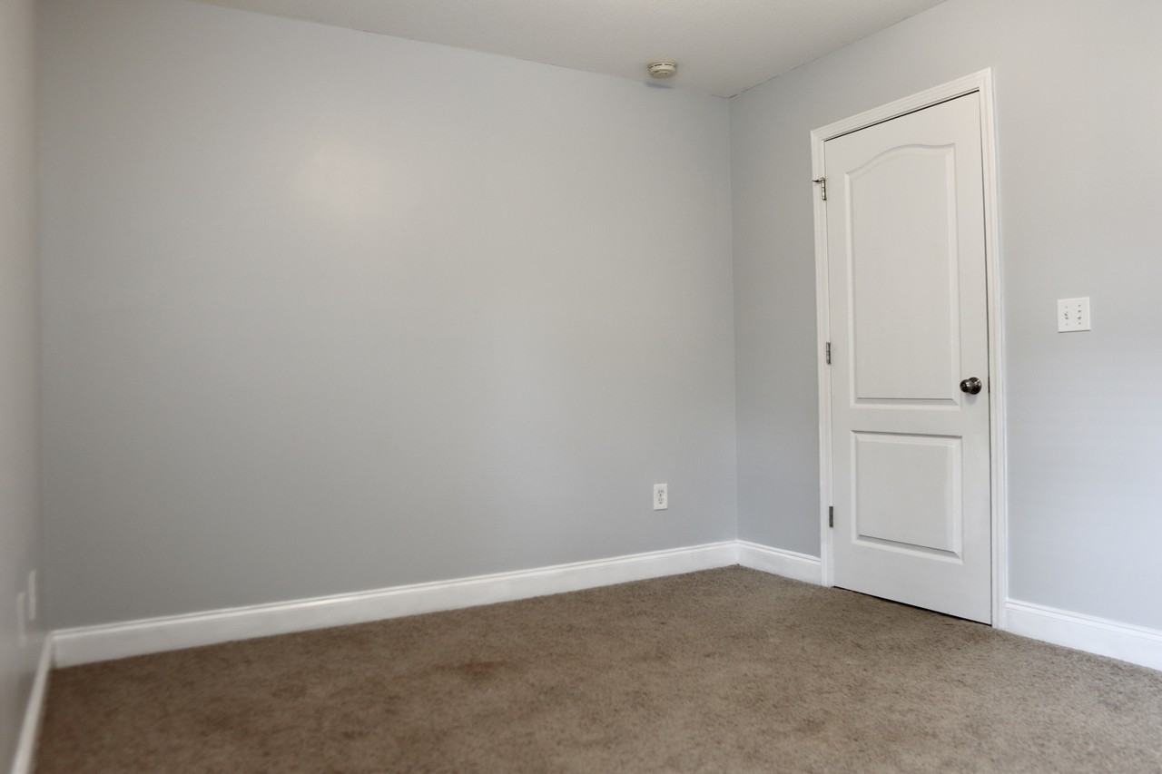 202 Gemstone Ct #NA - Photo 6 of 24