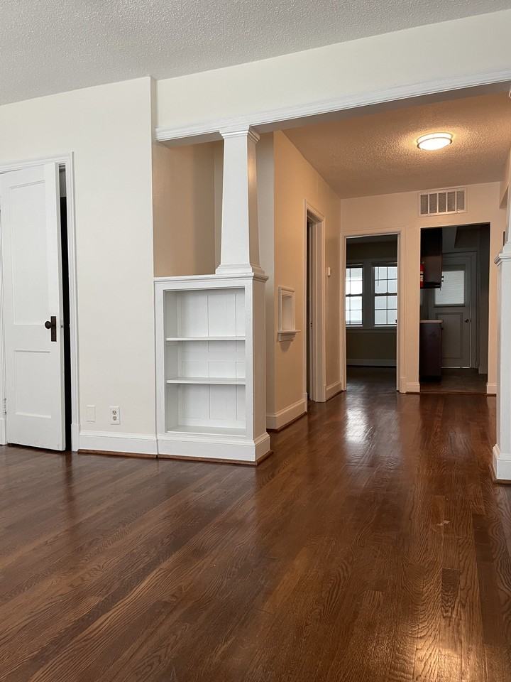 4630 New Hampshire Ave Nw #1 - Photo 3 of 19