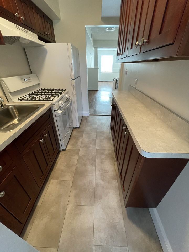 4630 New Hampshire Ave Nw #1 - Photo 7 of 19