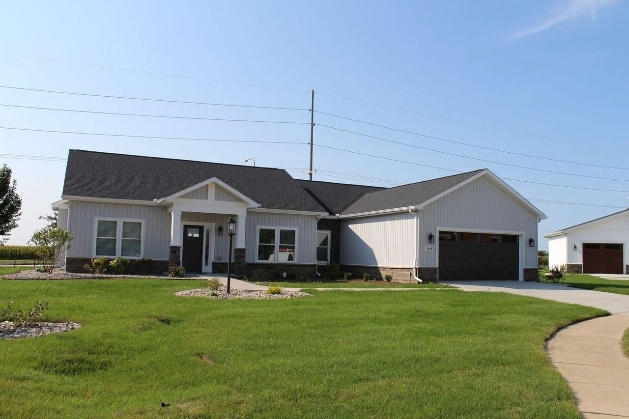 2643 Muirfield Pl - Photo 2 of 27
