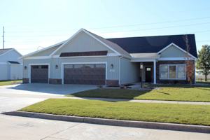 featured image of 2655 Muirfield Pl