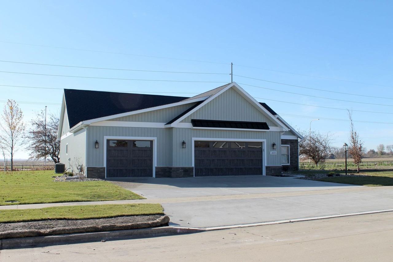 2655 Muirfield Pl - Photo 6 of 33