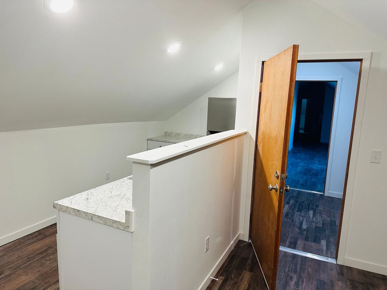 921 E 4th St #16 - Photo 4 of 15