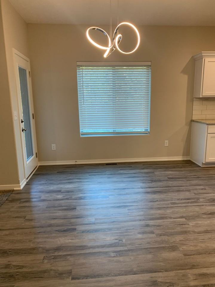 9920 Del Rio Dr - Photo 5 of 15