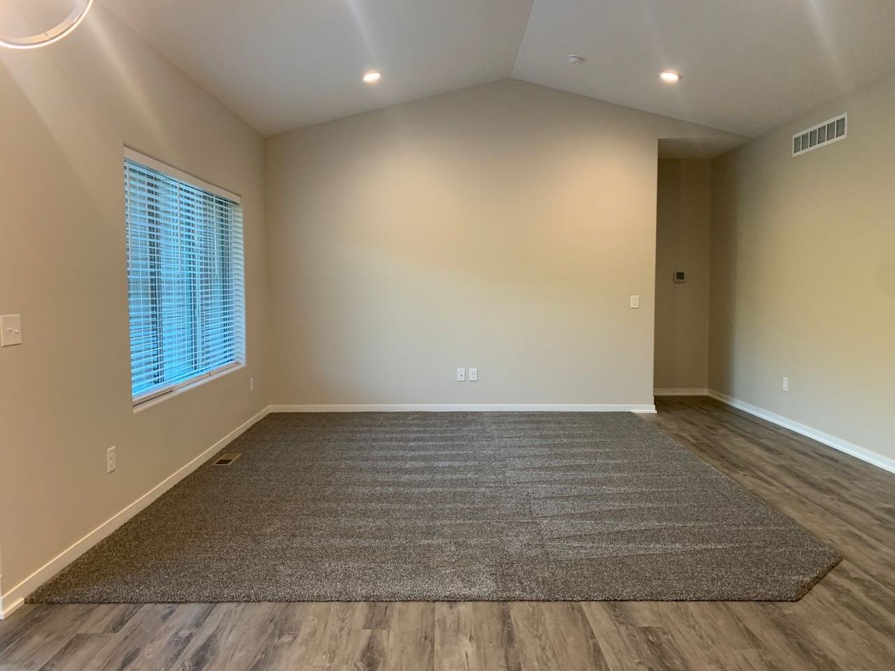 9920 Del Rio Dr - Photo 6 of 15