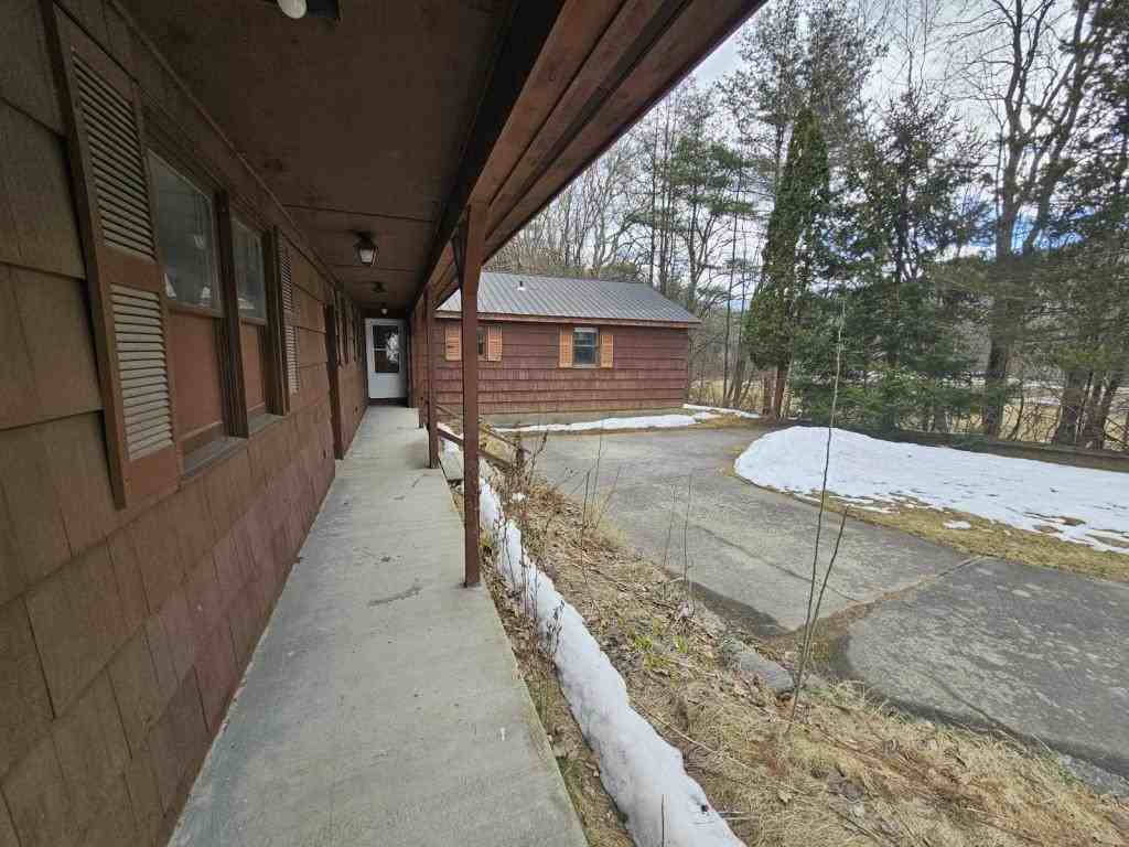 52 Tonys Ln - Photo 3 of 10