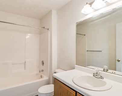 Belleview Place Apartments II - Photo 6 of 8