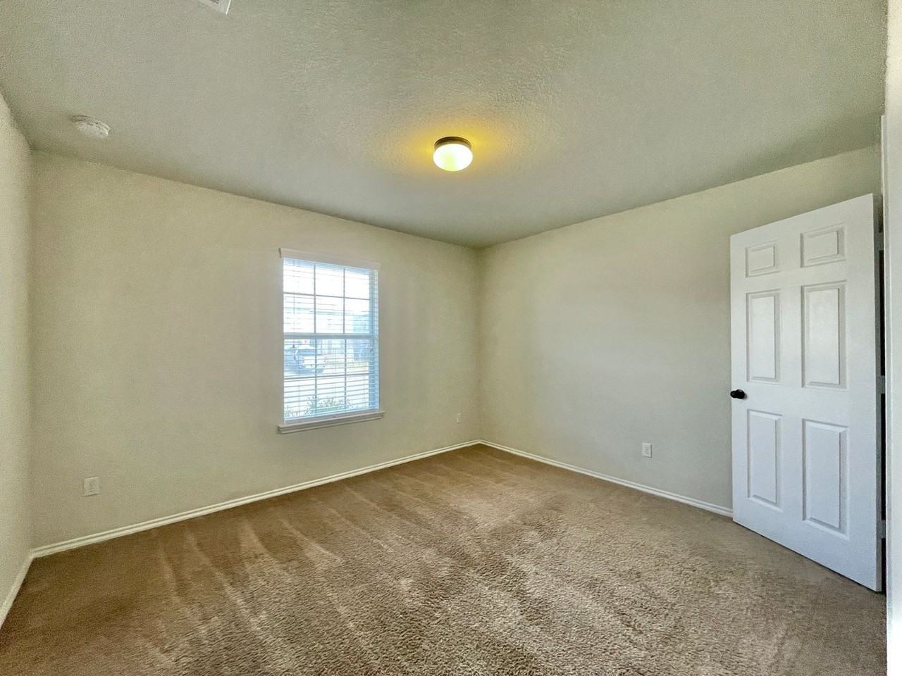 304 W Orion Dr - Photo 2 of 43