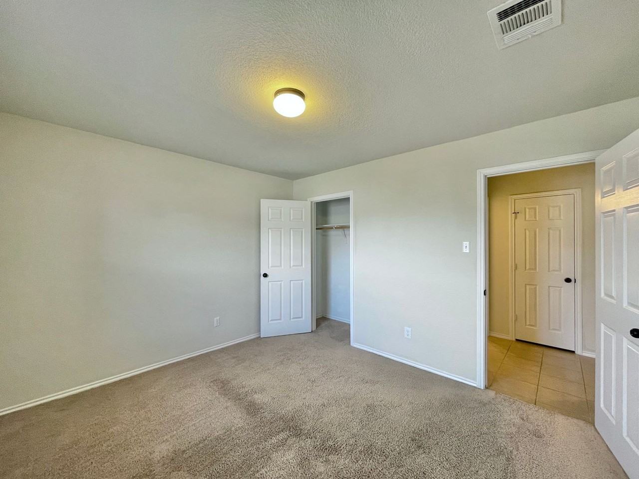 304 W Orion Dr - Photo 3 of 43
