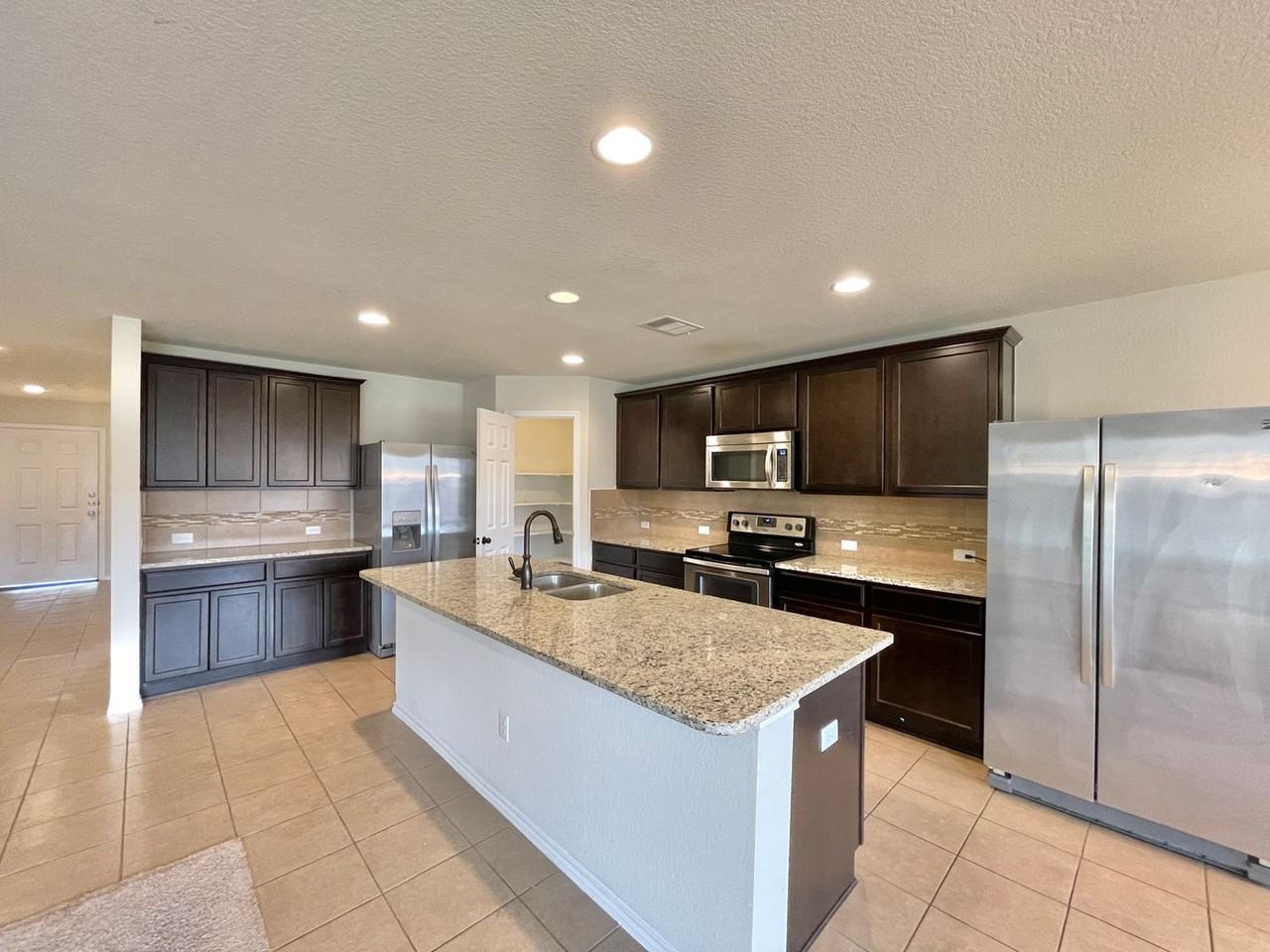 304 W Orion Dr - Photo 7 of 43