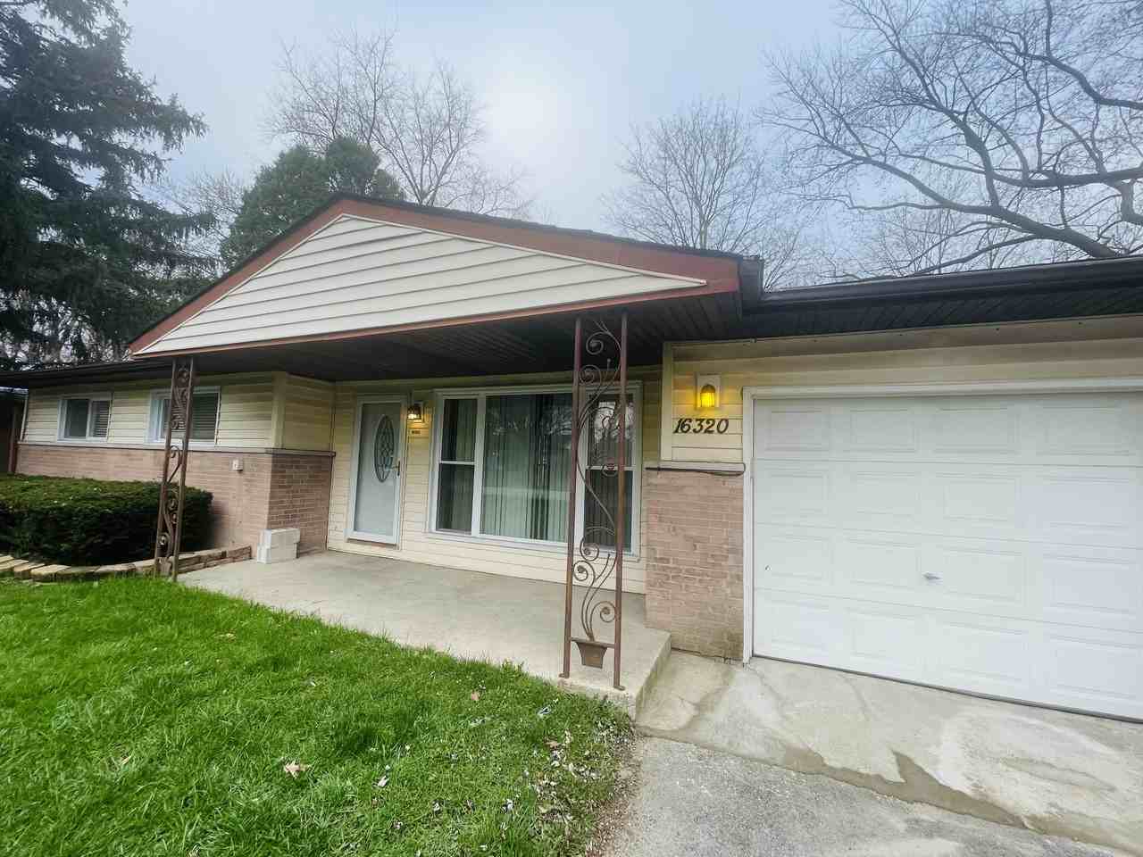 16320 Spaulding Ave #NA - Photo 2 of 17