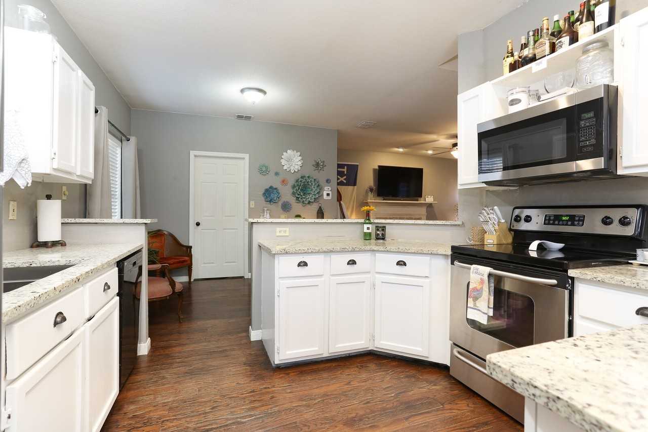 130 Cibolo Basin Dr #NA - Photo 3 of 24