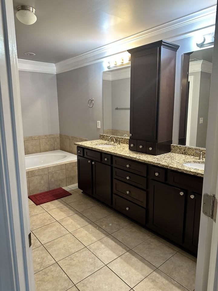 2854 Jordan Oaks Ln - Photo 5 of 22