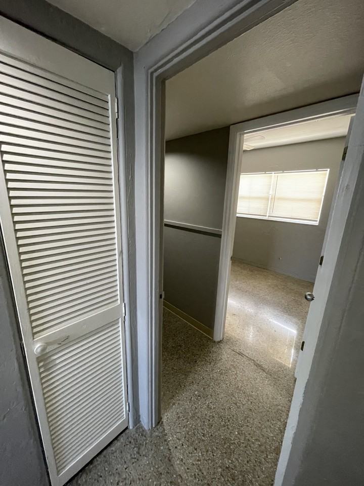 2521 18th Ave S #NA - Photo 7 of 19