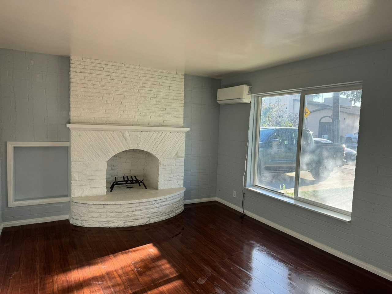 3622 Ottawa Avenue, Unit 3622 - Photo 3 of 19