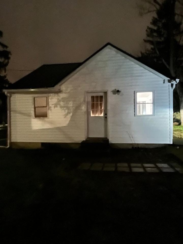 6128 Riley Rd - Photo 3 of 14