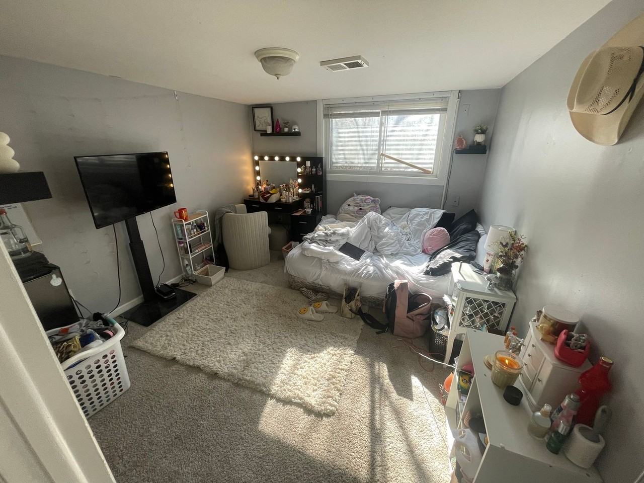 551 John R St - Photo 3 of 15