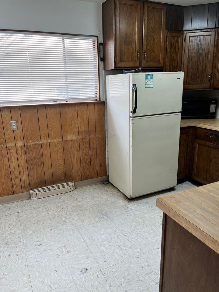 1537 W Byers Pl - Photo 6 of 9