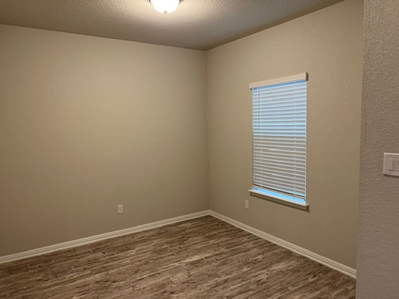 1506 Autumn Sage Way - Photo 3 of 23