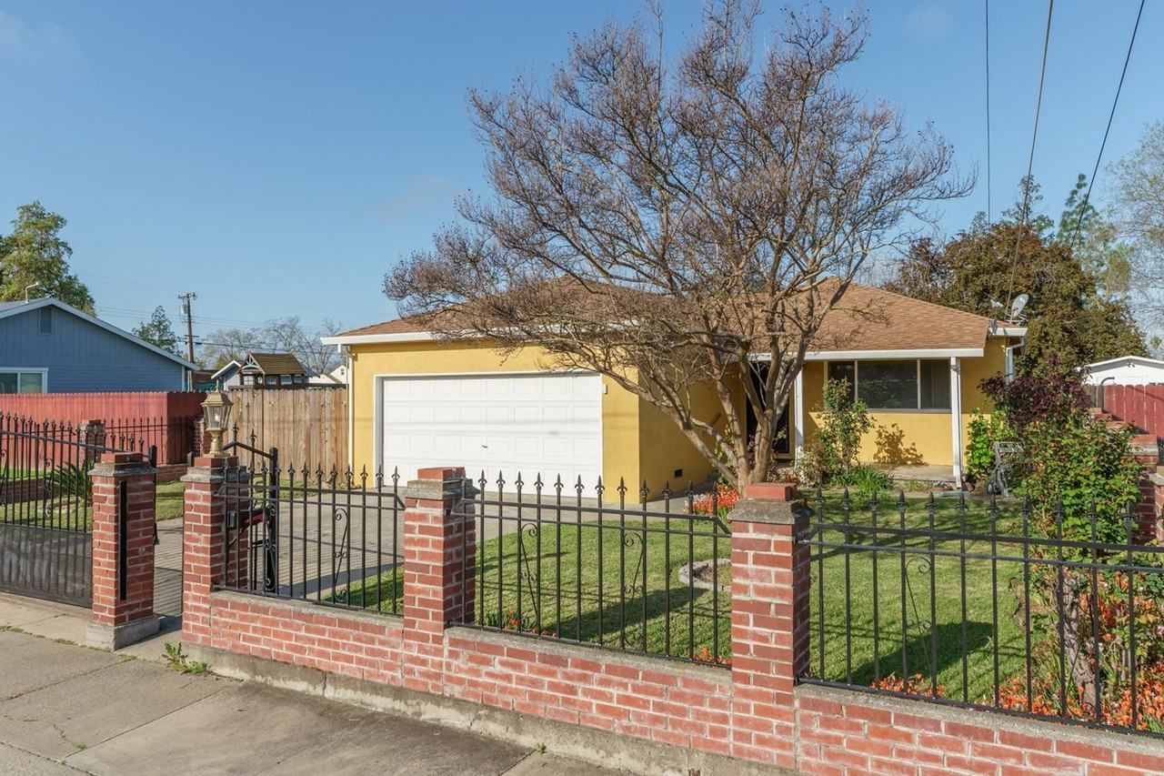 5360 28th St - Photo 3 of 25