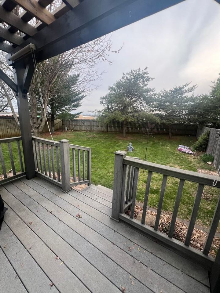 1446 W Sackett St - Photo 3 of 17