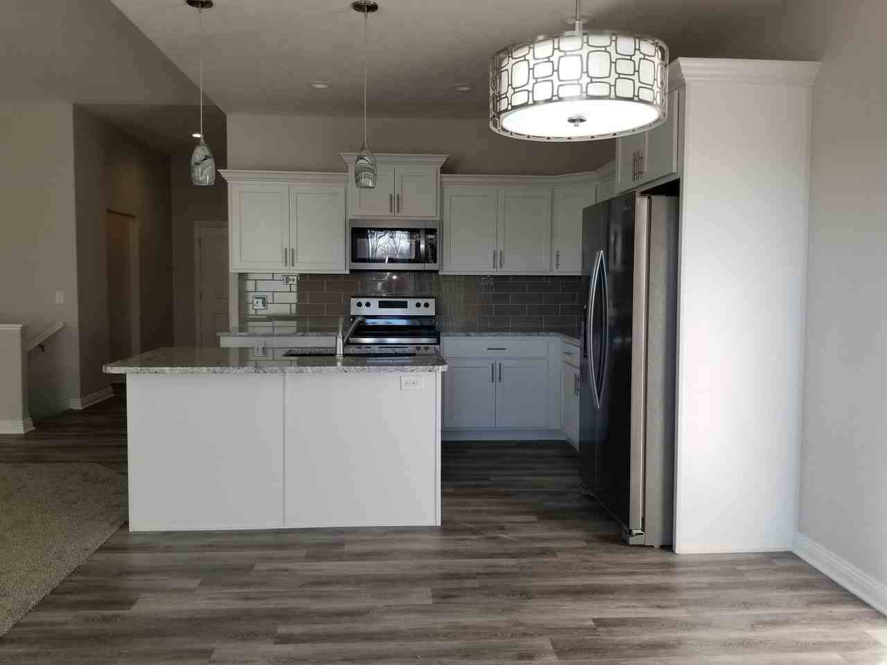 3703 Broadbear Rd - Photo 4 of 21