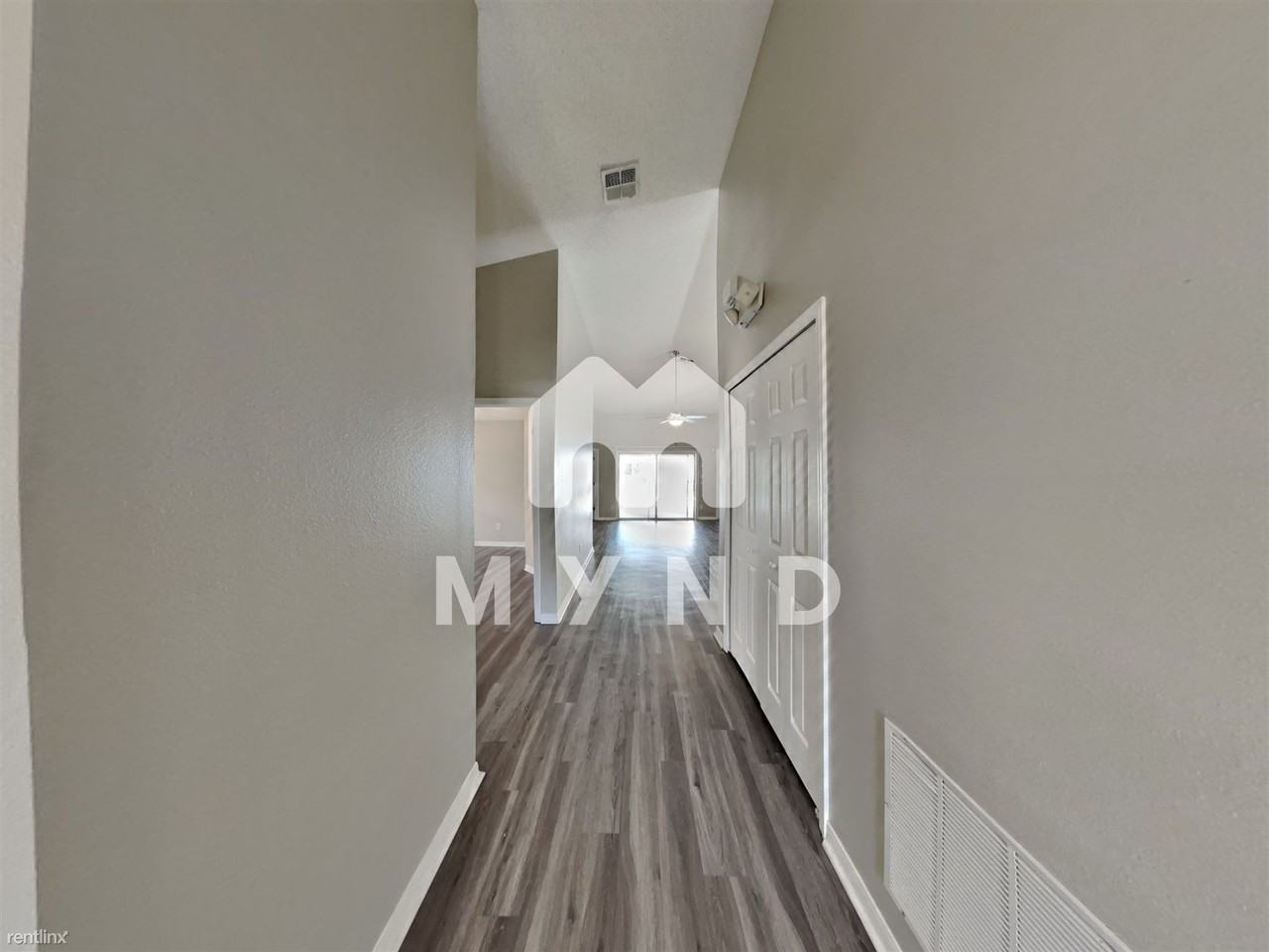 232 Woodlark Dr - Photo 2 of 43