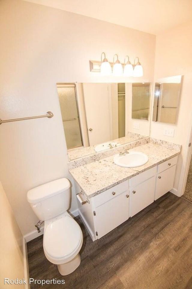 107 Oak Rim Ct - Photo 2 of 5