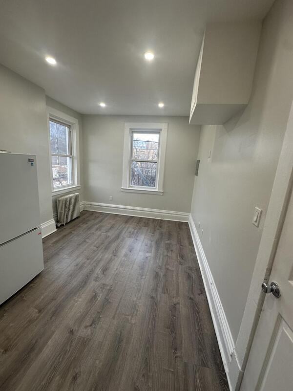 115 N 5th Ave - Photo 5 of 8