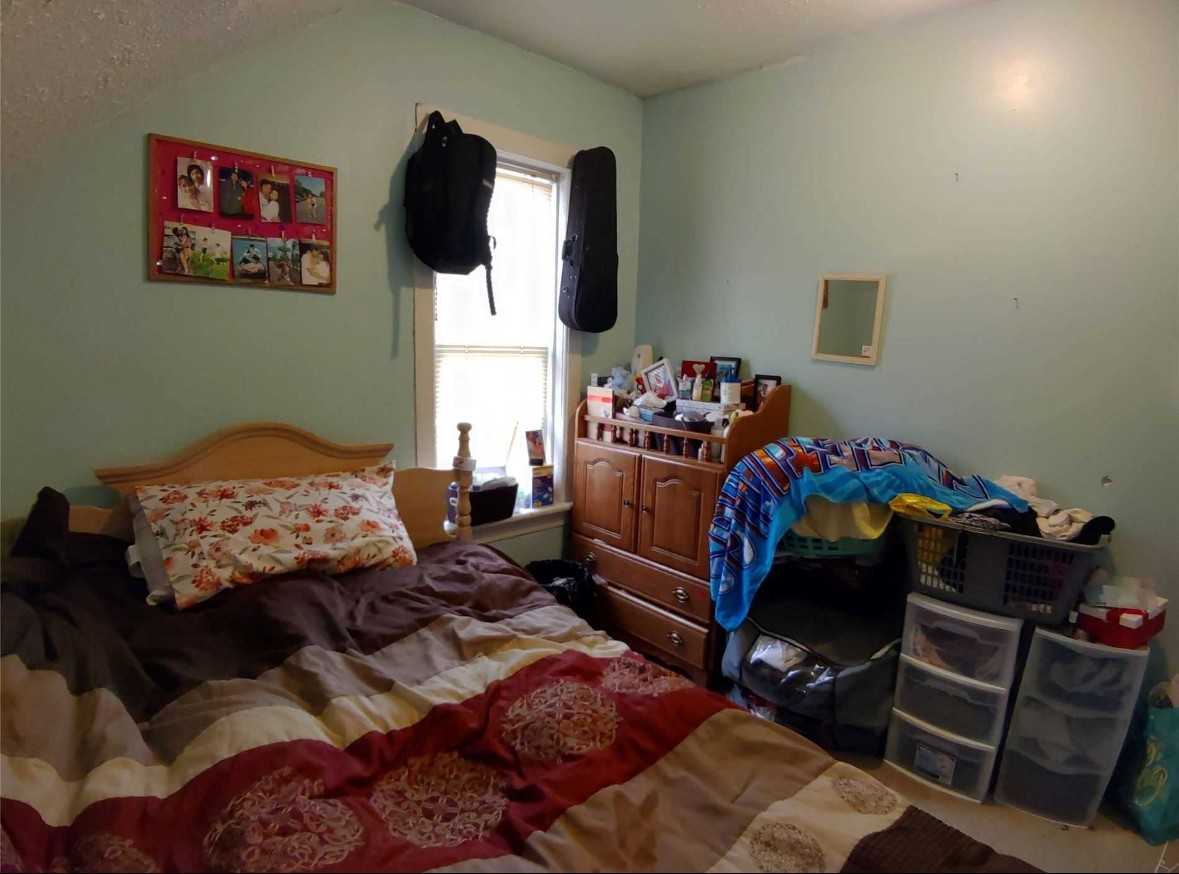 66 Madison Avenue North - Photo 2 of 8