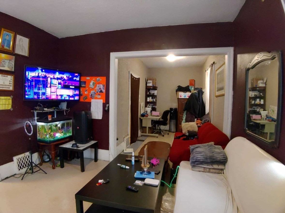 66 Madison Avenue North - Photo 3 of 8