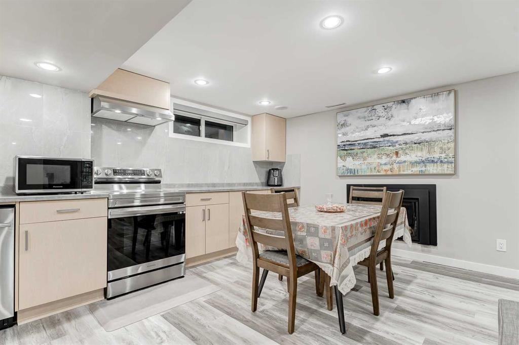 6103 Bowness Rd Nw #2LOWER - Photo 3 of 10