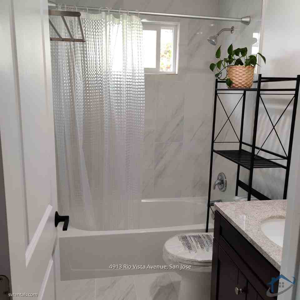 4913 Rio Vista Avenue - Photo 3 of 4