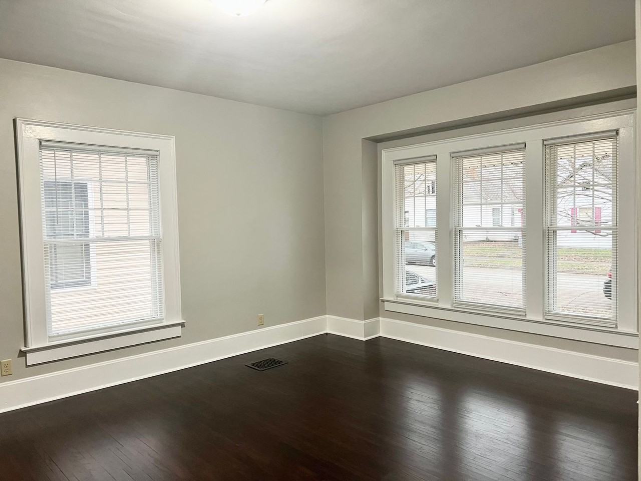 830 S 9th St - Photo 5 of 29