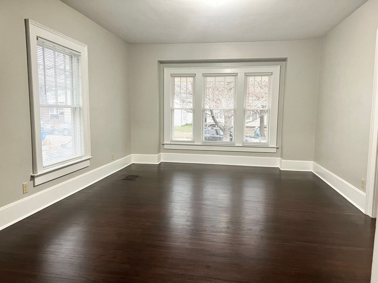 830 S 9th St - Photo 7 of 29
